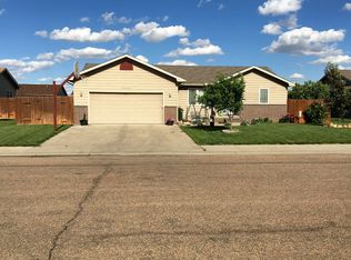 3380 Jantz Cir, Garden City, KS 67846