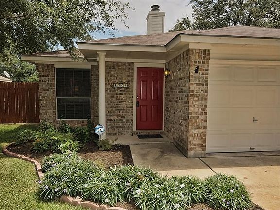4th image of 1204 Brashear Ln