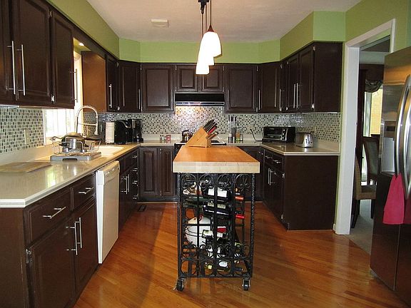 5th image of 5727 Salisbury Dr