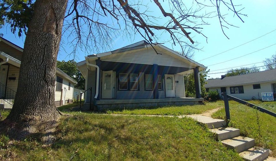 1st image of 831 N Linwood Ave