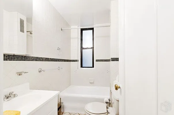 Rented by Halstead Real Estate | media 13