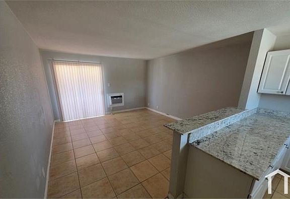 5th image of 840 King Richard Ave APT 18