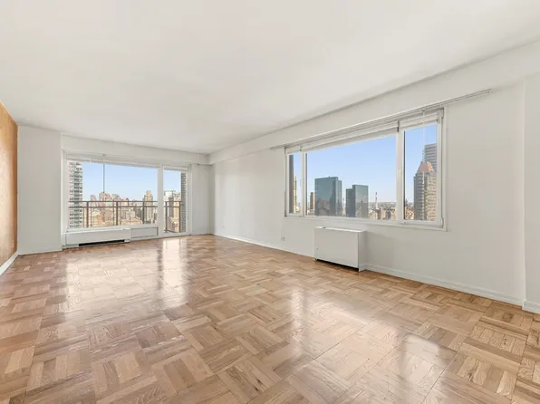 303 East 57th Street image 1 of 13