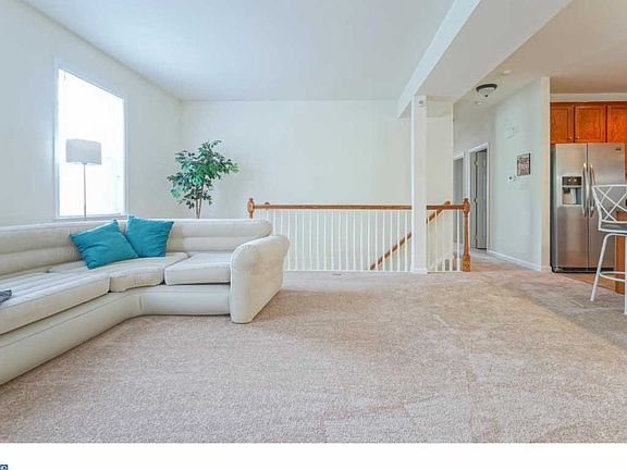3rd image of 3B Hillview Cir