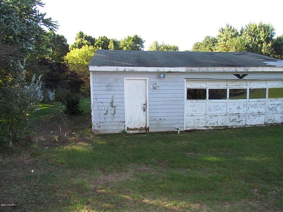 5th image of 1750 Wood Ave