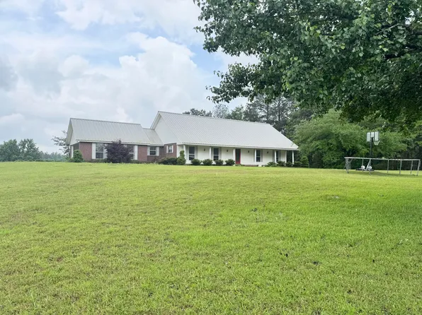 3742 Scr 70, Taylorsville, MS 39168