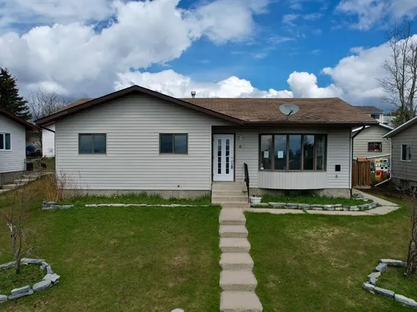 6 S Hillside Ave, Swan Hills, AB T0G 2C0