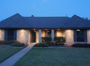 2615 Trail Creek Dr, Sugar Land, TX 77479