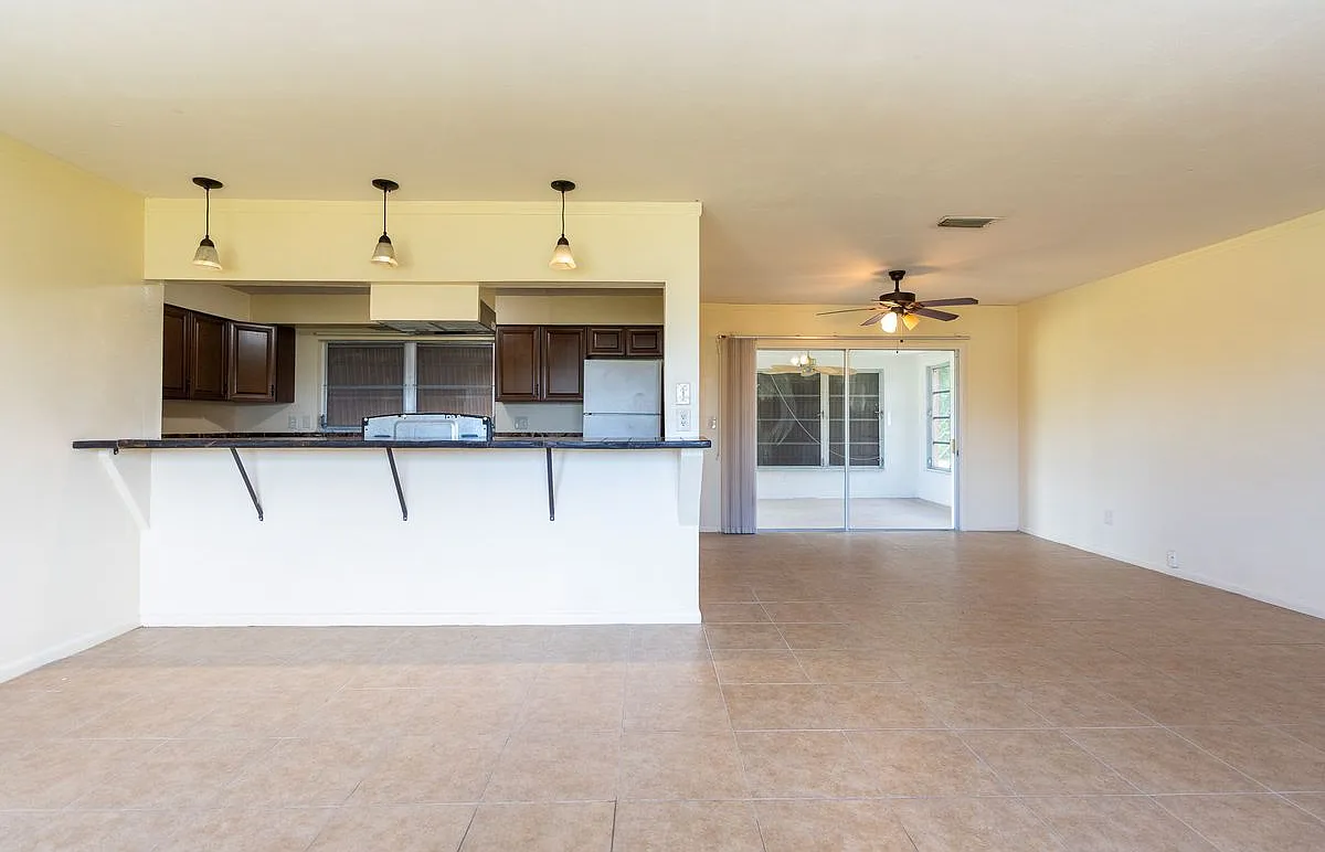 2 bed, 1.0 bath, 1063 sqft, $1,500 — Photo 3