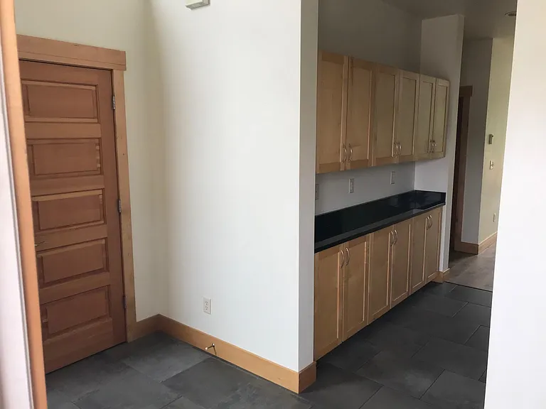 1281 Stoneridge Dr #A — Photo 5