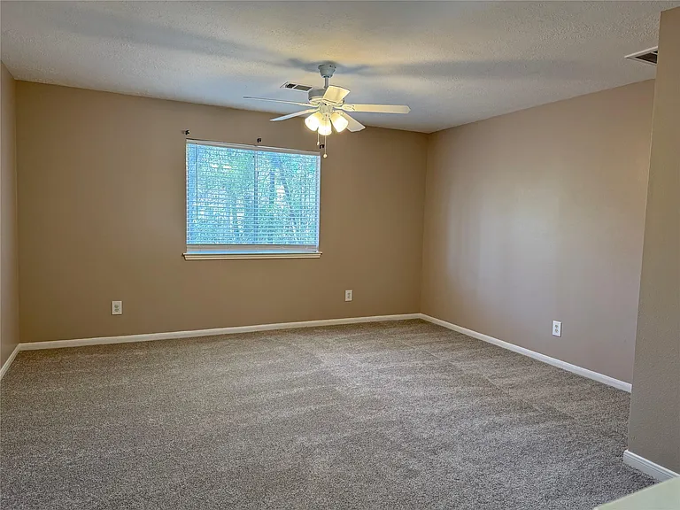 18374 Pine Post Ct — Photo 17