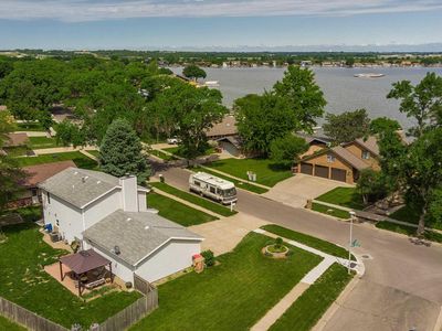 1201 Manchester Dr, Lincoln, NE, 68528