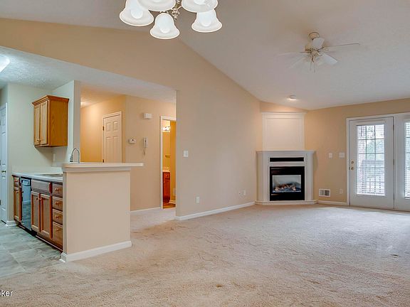 2nd image of 1101 Powerhouse Ln Unit 201