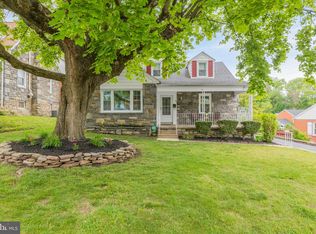 231 Hawthorne Rd, Morton, PA 19070