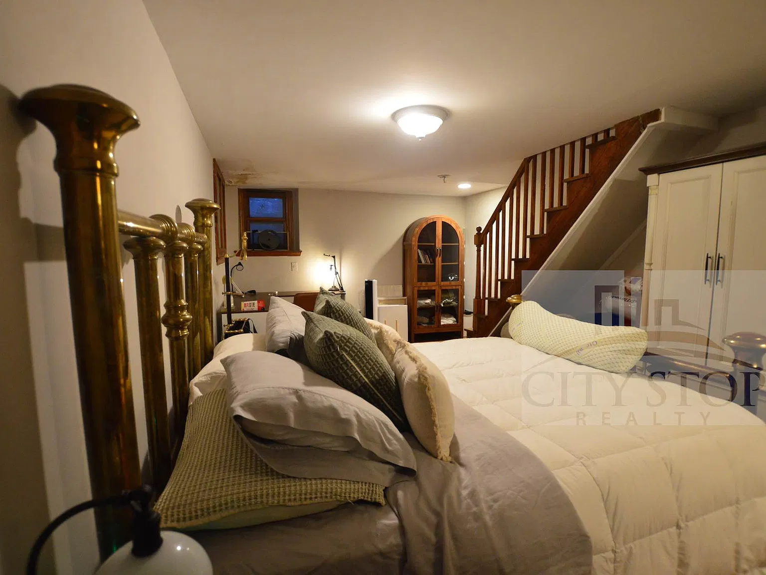 49 West 74th Street — Photo 2