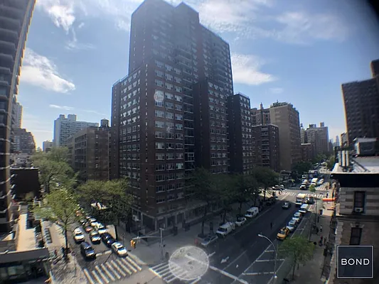 Rented by Bond New York | media 22