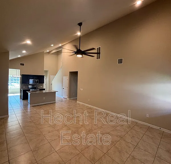 9209 Sawyer Fay Ln — Photo 10