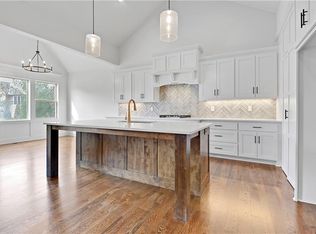 2409 W 147th St, Leawood, KS 66224