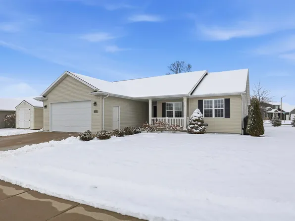 2627 Marathon Ave, Neenah, WI 54956