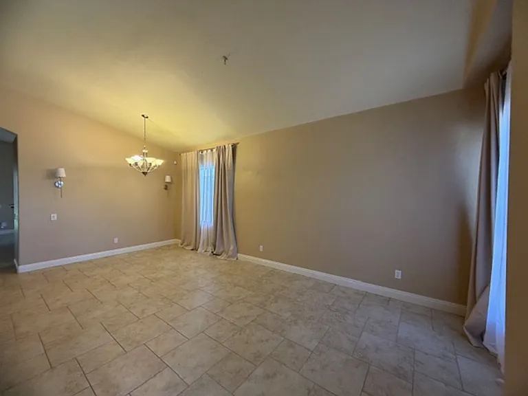 3021 Pismo Beach Dr — Photo 3