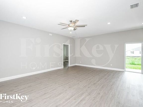 4th image of 3130 Halsey Ave SE