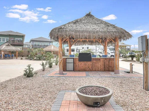 1100 Port St #12, Pt Aransas, TX 78373