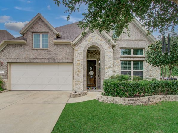 10822 Paula Bluff Ln, Cypress, TX 77433
