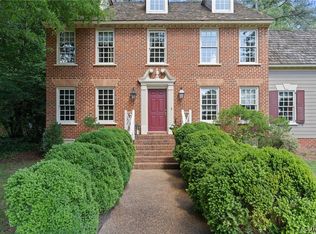 9725 Cole Mill Rd, North Chesterfield, VA 23237