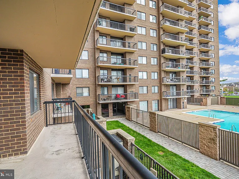 200 N Pickett St #214 — Photo 20