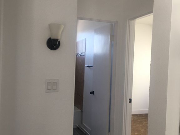 5th image of 1720 Ventura Blvd #2A