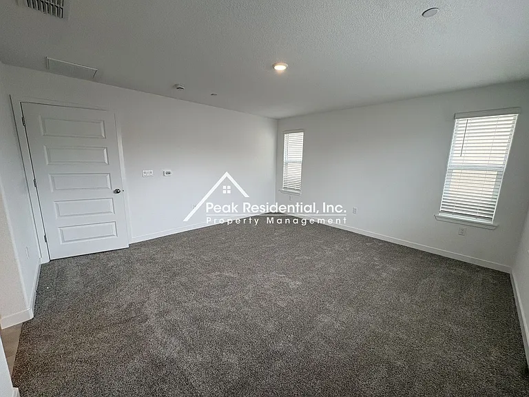 12640 Hereford Ave — Photo 24