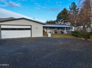 131 Parish Rd, Selah, WA 98942