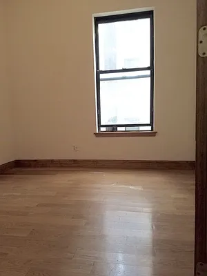 Rented by Mdrn Residential | media 55