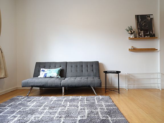 3rd image of 118 Corbin Ave APT 105