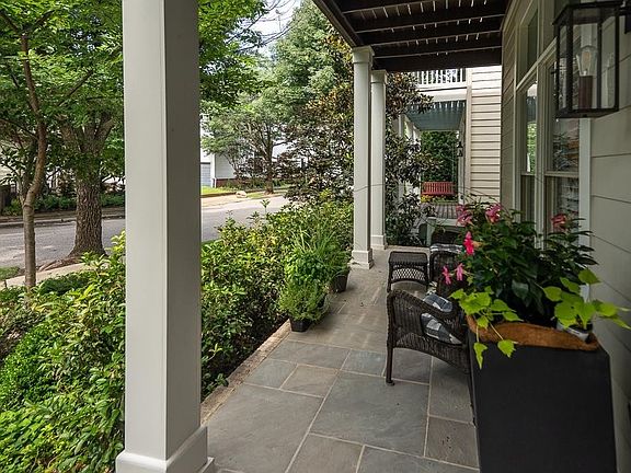 5th image of 1014 Harbor Bend Cir