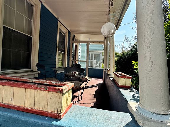 3rd image of 45 Bishop St Unit 1