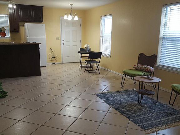 2nd image of 411 S 48th Ln APT 4