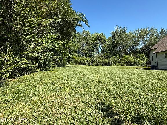 3rd image of 208 Mingo Way