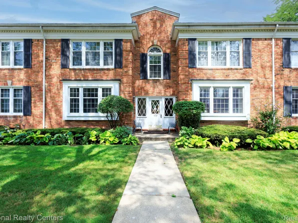 450 Billingsgate Ct APT C, Bloomfield Hills, MI 48301