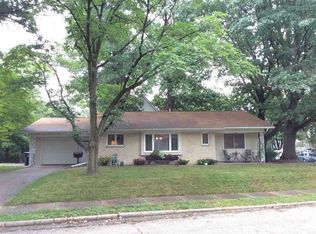 2201 11th Ave, Moline, IL 61265