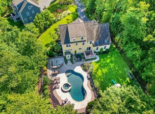 3 Mulberry Ln, Lexington, MA 02420