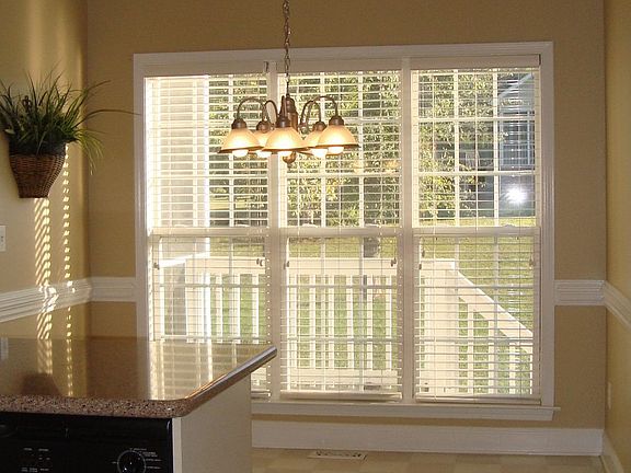 Large eat-in off kitchen