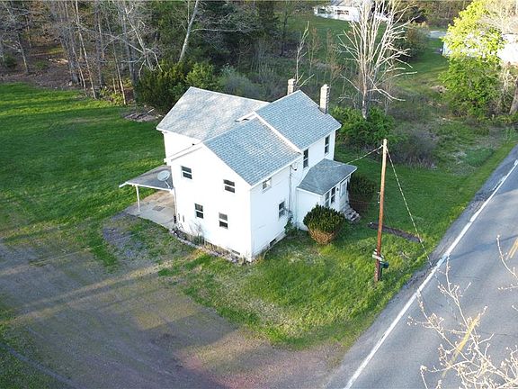 3rd image of 5444 Quakake Rd