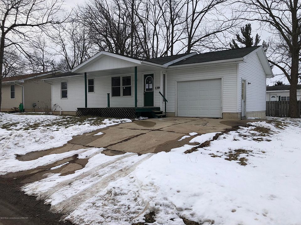 1st image of 139 E 2nd St