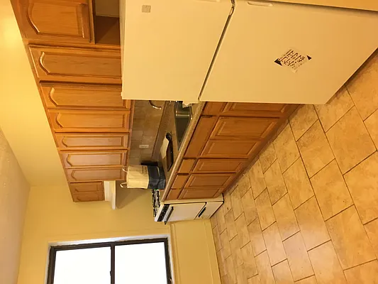 Rented by Lang Realty LLC | media 2