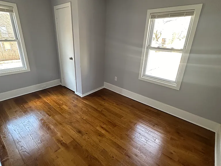 165 Starr St #2A — Photo 31