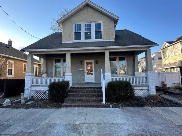 139 N 6th St, Chambersburg, PA 17201