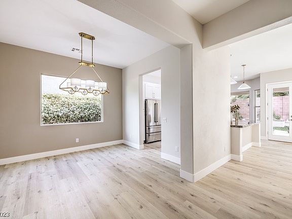 5th image of 10613 Eagle Nest St