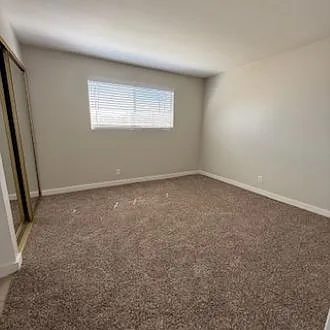 Pacific Shore Apartments — Photo 18
