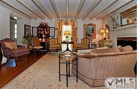 5th image of 6000 Sherwood Ct